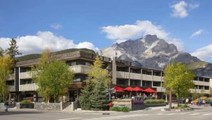 Banff Aspen Lodge & Spa Resort